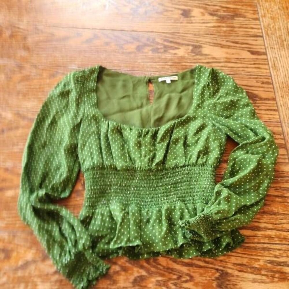 Reformation Hearth Smocked Long Sleeve Blouse in Green, Size 2